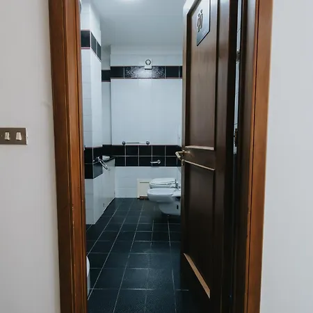 Lenoci Apartment *
